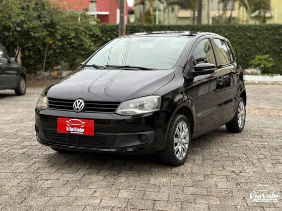 VOLKSWAGEN FOX 1.6 MI 8V FLEX 4P MANUAL VOLKSWAGEN FOX 1.6 MI 8V FLEX 4P MANUAL